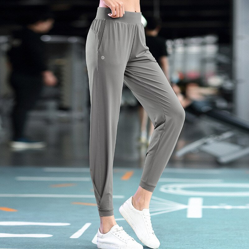 Women Wide Yoga Pants Loose Straight Trousers Pants Outdoor Sport Fitness Running Pants Loose Hip Hop Sreet Dance Trousers