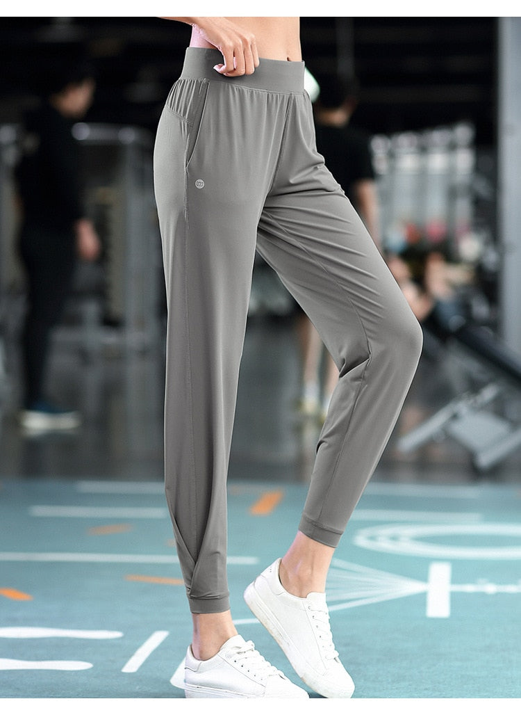 Women Wide Yoga Pants Loose Straight Trousers Pants Outdoor Sport Fitness Running Pants Loose Hip Hop Sreet Dance Trousers